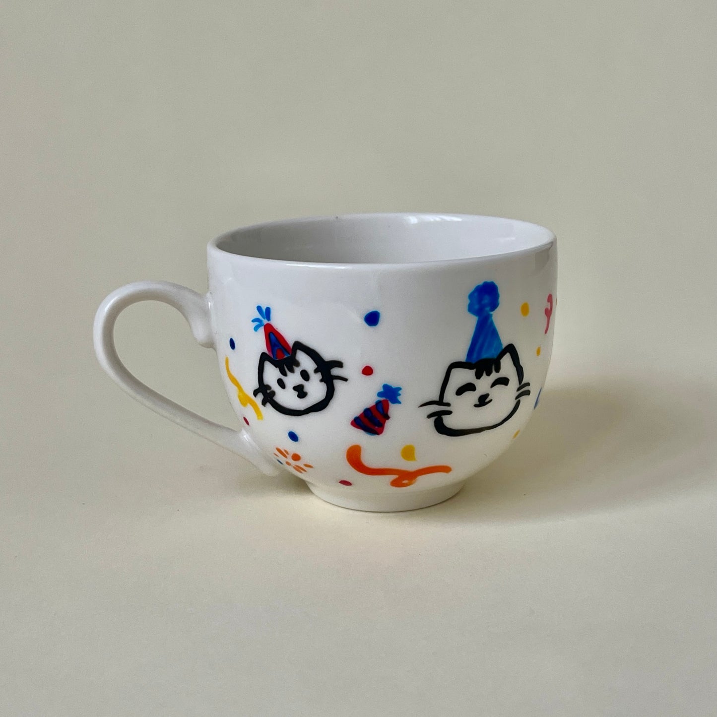 Party kitties mug