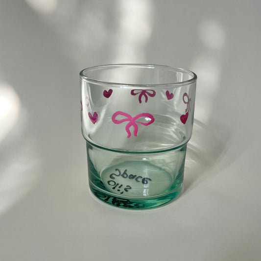 Pink bows glass cup