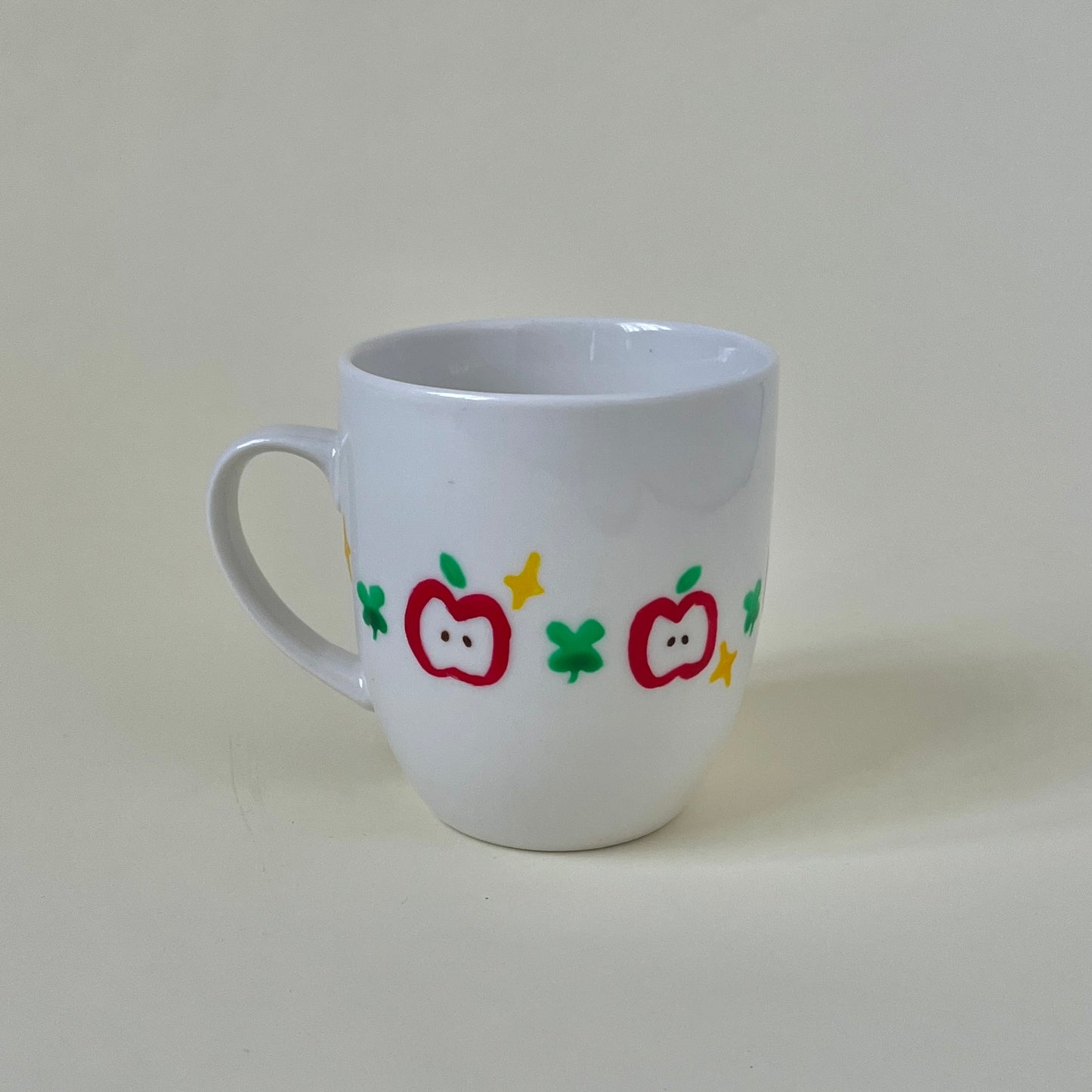 Apples cup