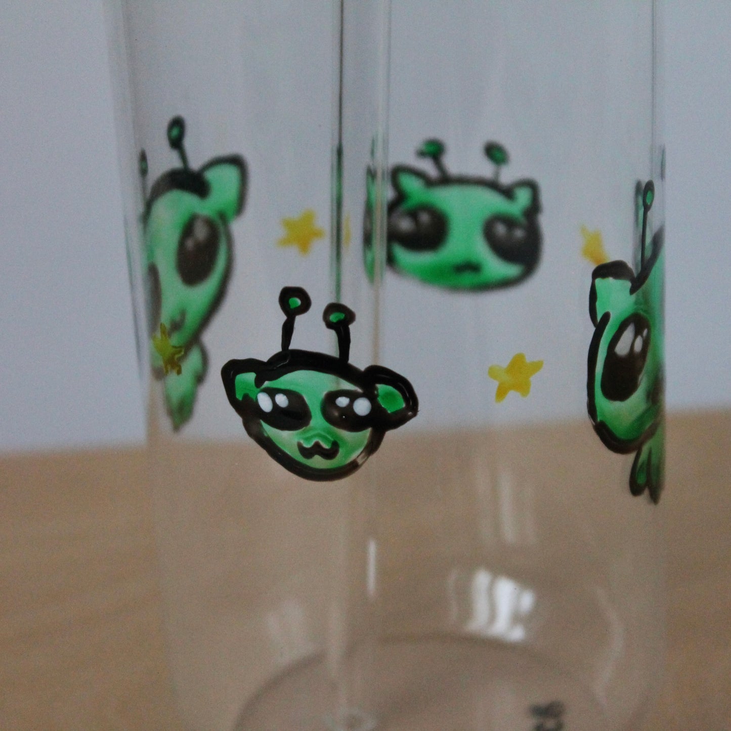Alien kitty glass cup