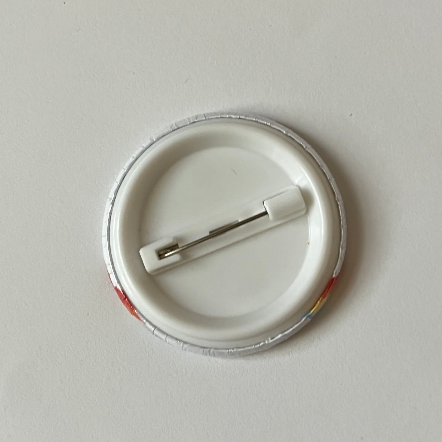 Overworked مكروف Pin