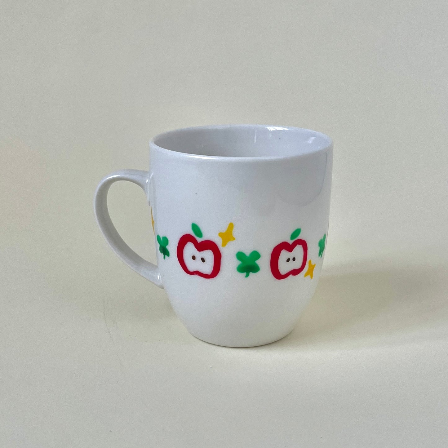 Apples cup